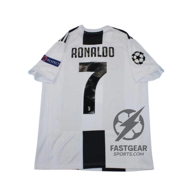 Cristiano Ronaldo #7 Juventus Home Retro Jersey 2018/19