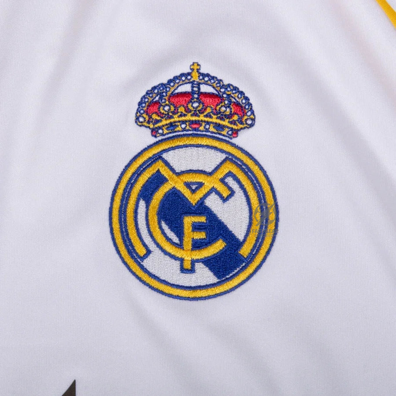 Real Madrid Home Fan Jersey 2025/26 FIFA Intercontinental Champions Patch