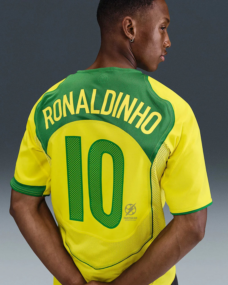Ronaldinho 10 Brazil Home Retro 2004
